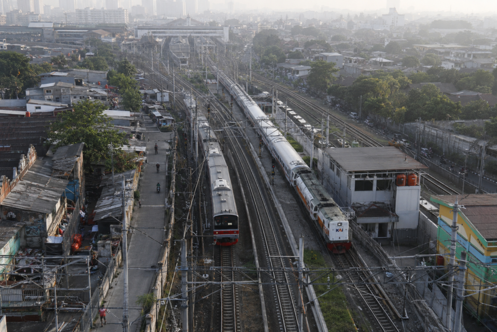 KNKT Ungkap Instruksi Keliru Bikin Argo Bromo Anggrek Tabrak KRL
