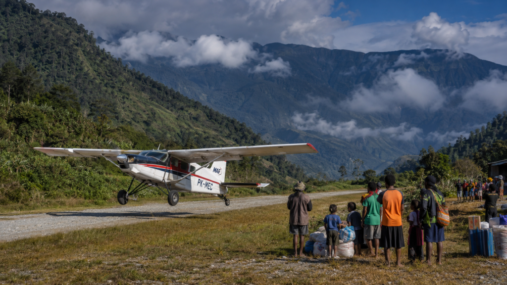 Penembakan Pilot AS di Papua Dinilai Langgar Hukum Humaniter, Ini Respons Pemerintah